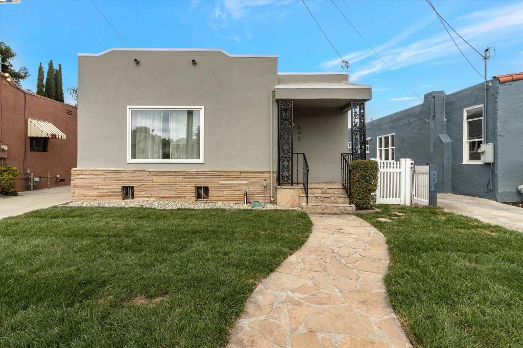 543 E Merle Ct., San Leandro, CA 94577-2036