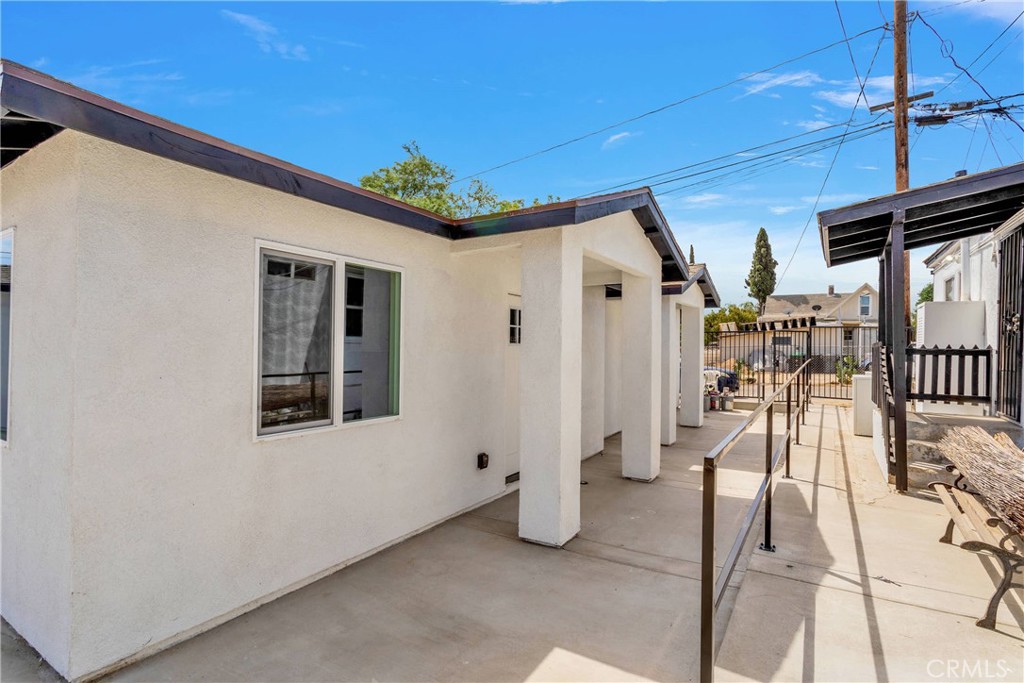 407 S B Street, Perris, CA 92570