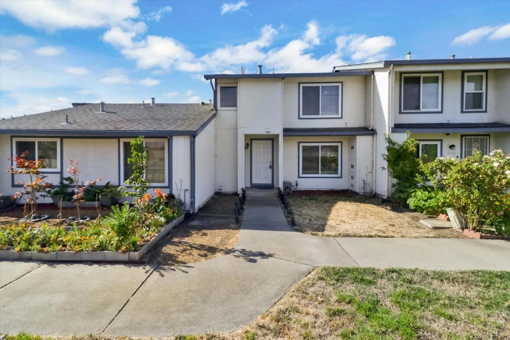 2021 Bridgecastle Court, San Jose, CA 95121