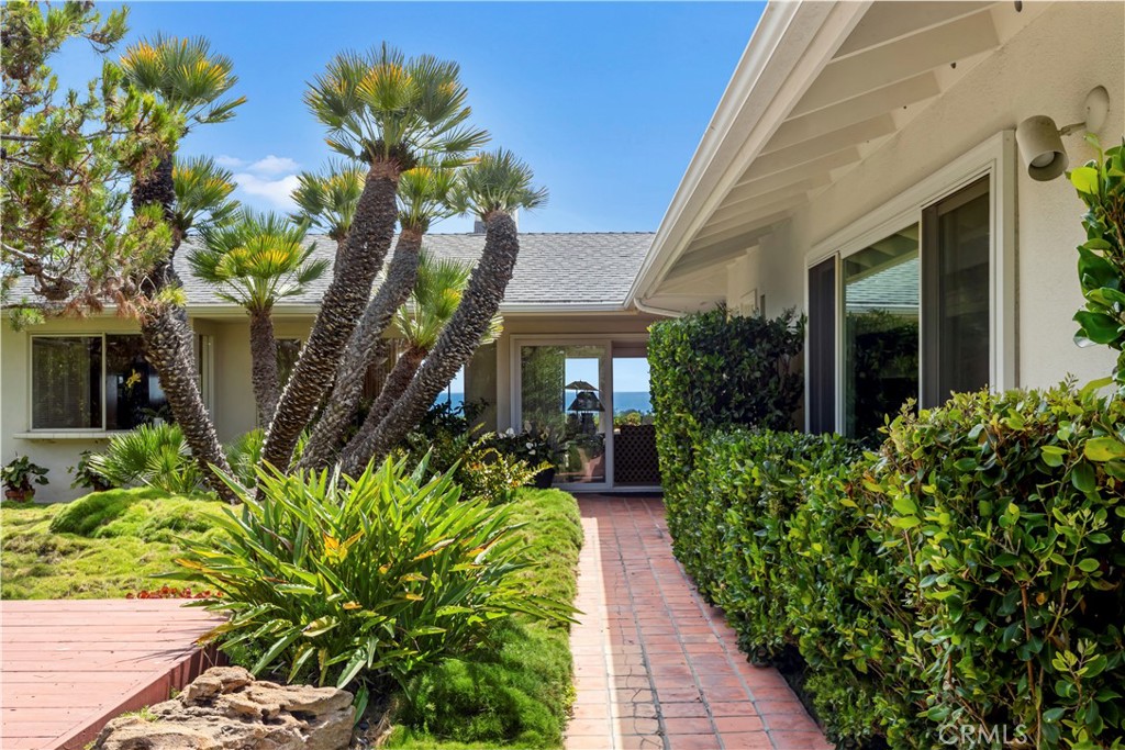 4807 Dorchester Road, Corona del Mar, CA 92625