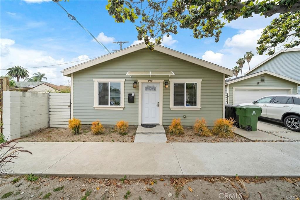 4911 Halladale, Los Angeles, CA 90062