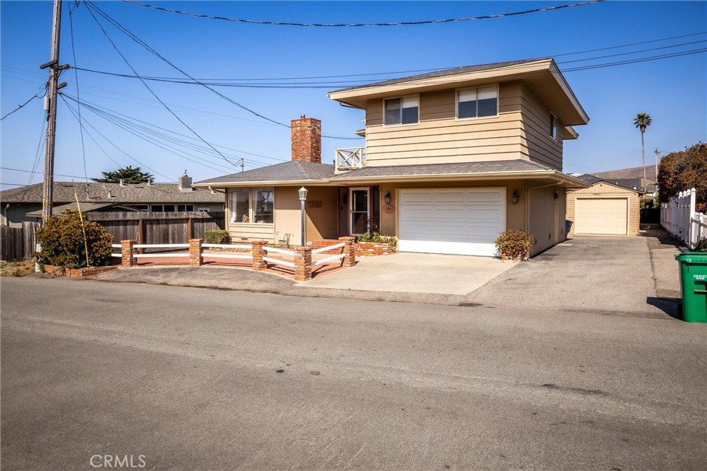 31 N 3Rd Street, Cayucos, CA 93430