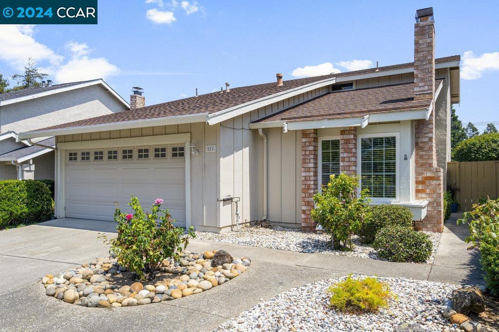 221 Riverwood Circle, Martinez, CA 94553