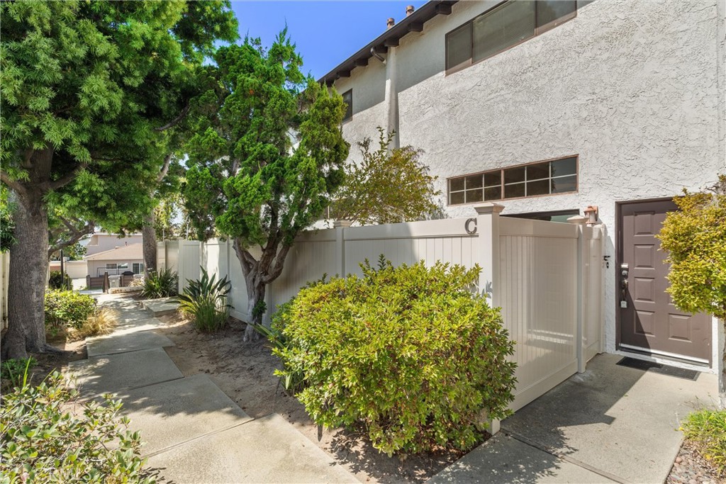 2609 Nelson Avenue, #C, Redondo Beach, CA 90278