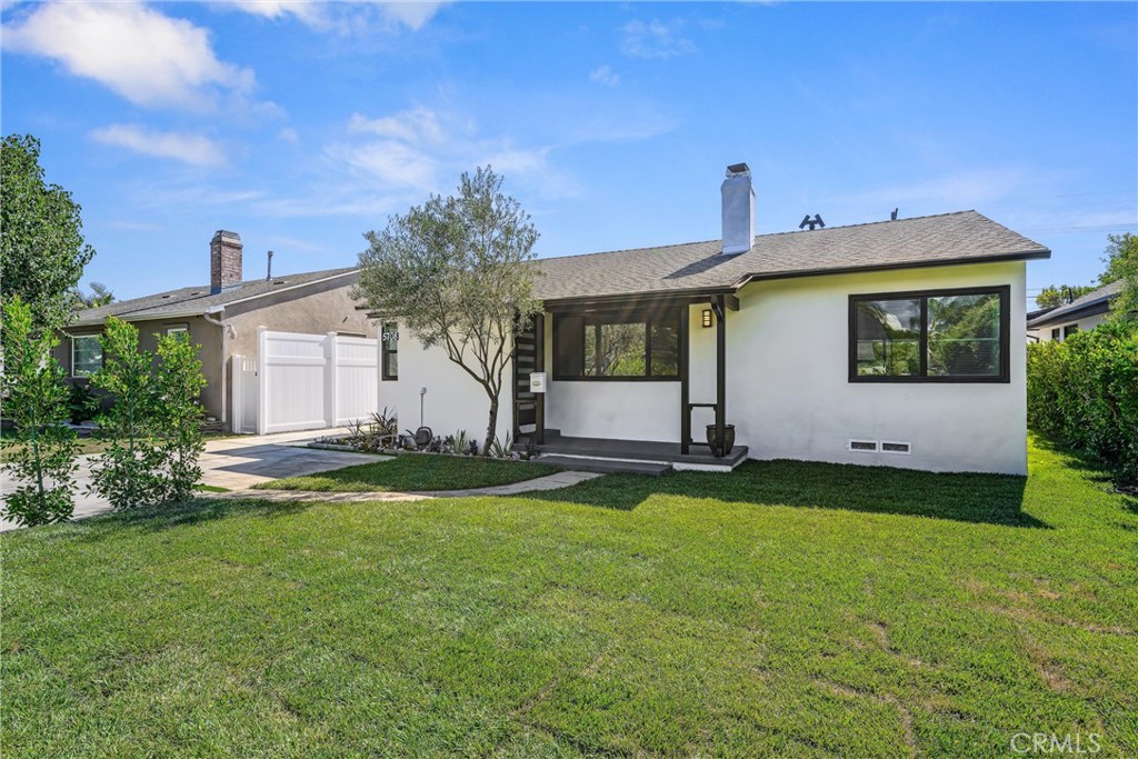 5708 Burnet Avenue, Van Nuys, CA 91411