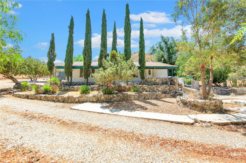 1702 Searchlight Ranch Road, Acton, CA 93510