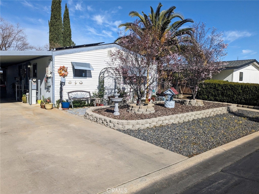 17545 Parkcliffe Lane, Friant, CA 93626