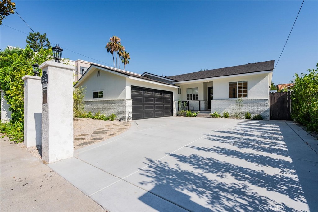 12443 Huston, Valley Village, CA 91607