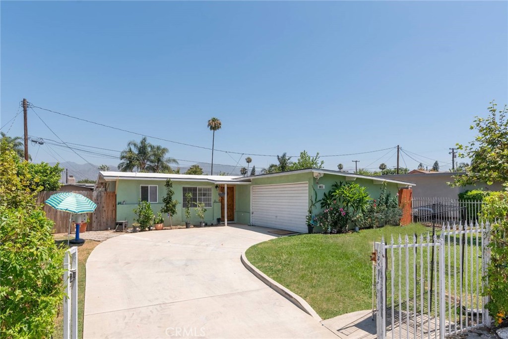 18013 E Bellefont Drive, Azusa, CA 91702