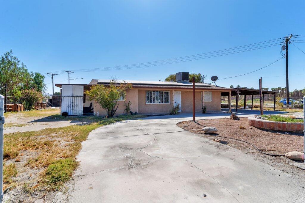 56450 Olive Street, Thermal, CA 92274