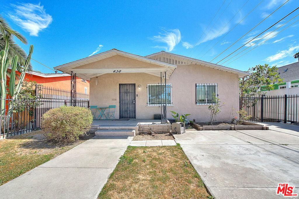 438 W 84Th Place, Los Angeles, CA 90003