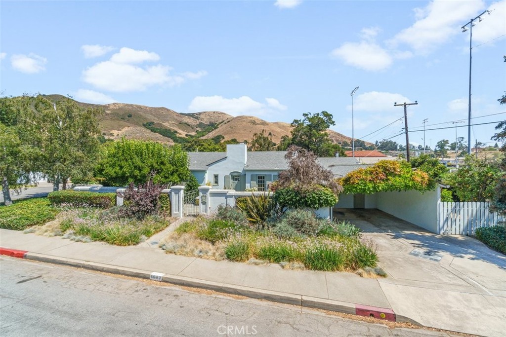 1687 San Luis Drive, San Luis Obispo, CA 93401