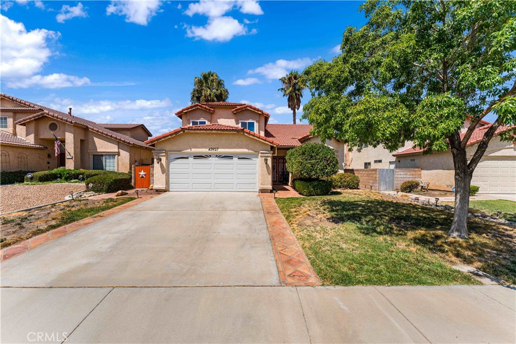 43927 Fallon Drive, Lancaster, CA 93535