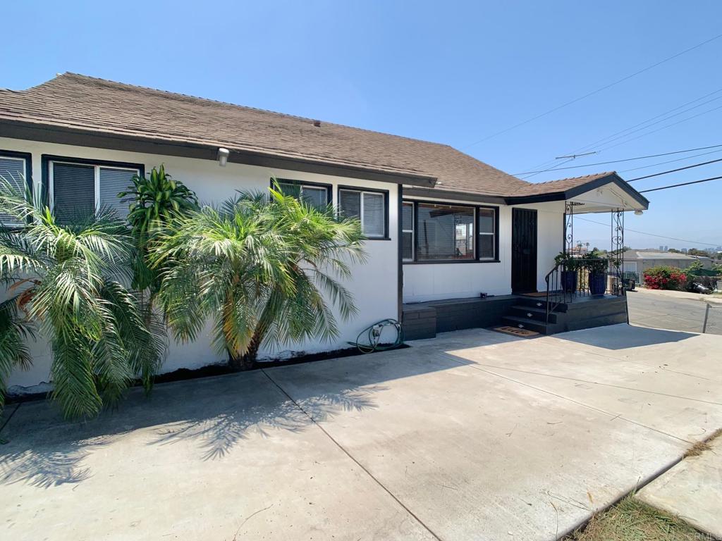 5277 Santa Margarita Street, San Diego, CA 92114