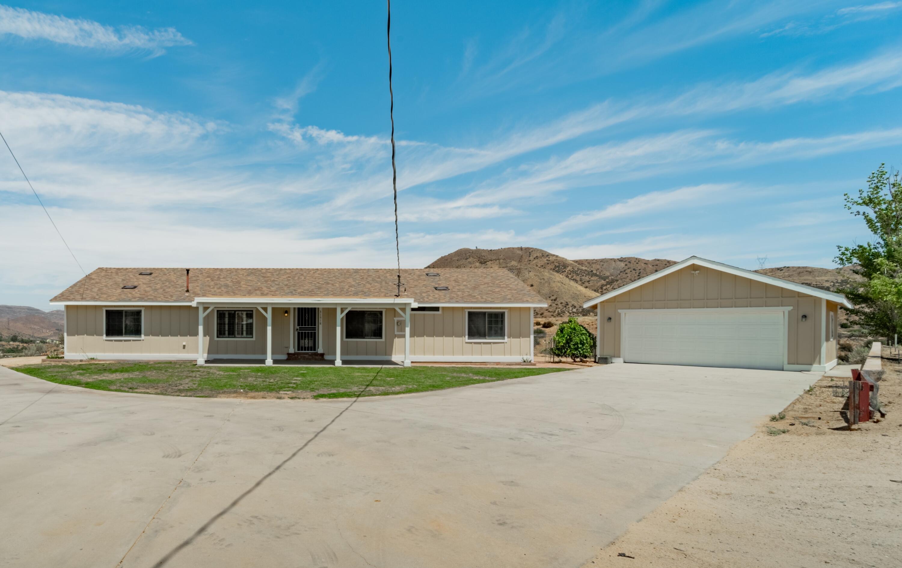 31518 Angeles Forest Highway, Palmdale, CA 93550