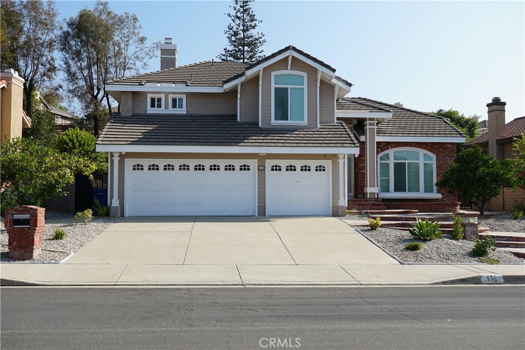 230 Amber Ridge Ln, Walnut, CA 91789