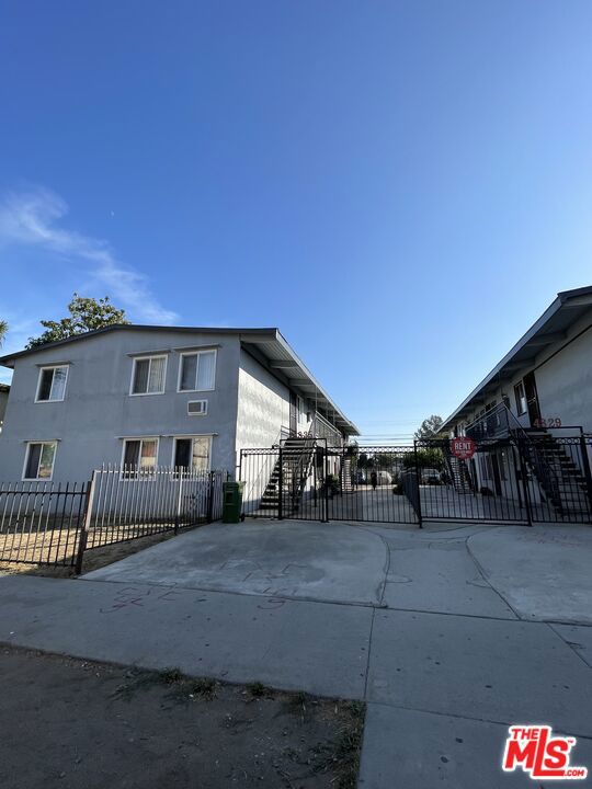 4835 S Slauson Avenue, Culver City, CA 90230