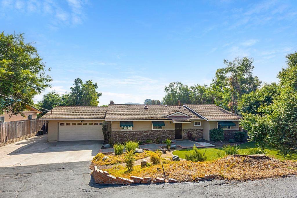 9073 Paradise Park Drive, Lakeside, CA 92040