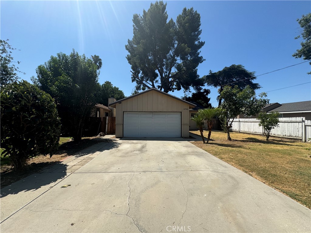 15750 Leadwell Street, Van Nuys, CA 91406