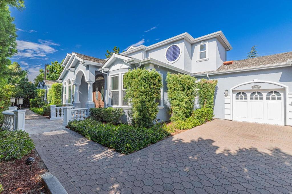 10270 Tula Lane, Cupertino, CA 95014