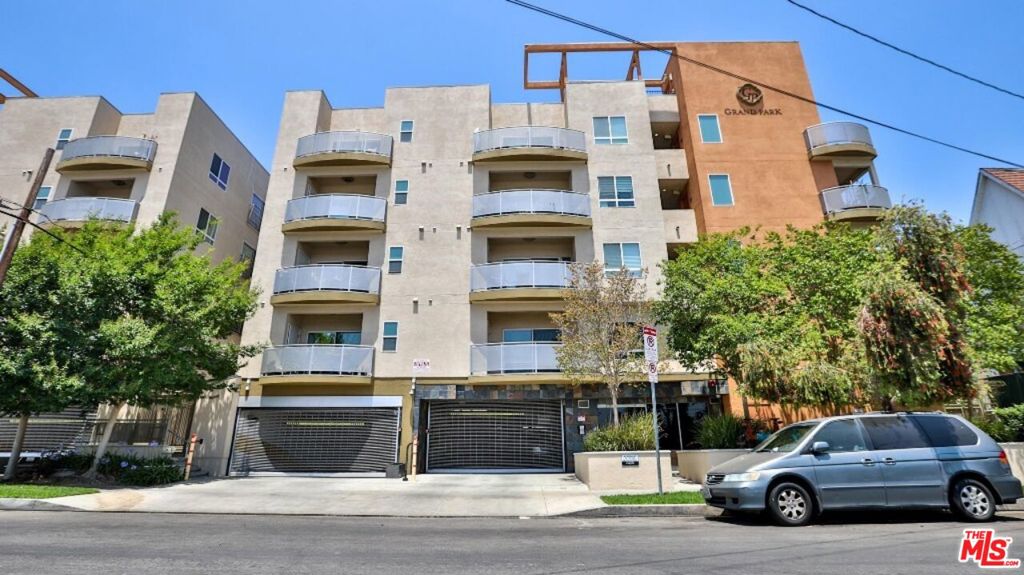 2311 W 10Th Street, #204, Los Angeles, CA 90006