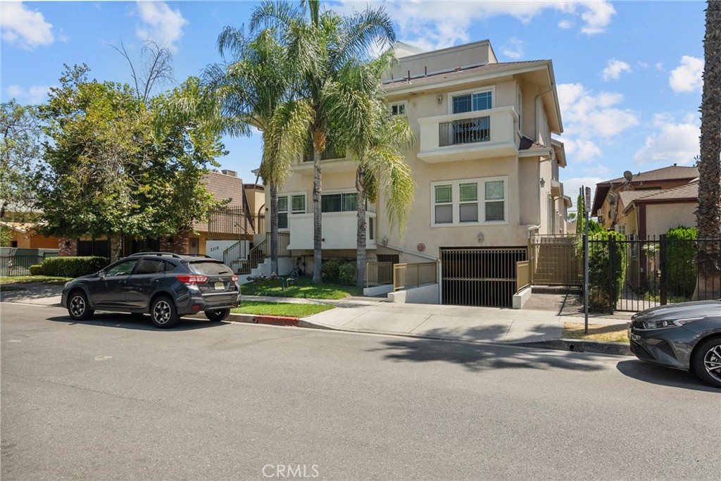 2318 N Fairview Street, #103, Burbank, CA 91504