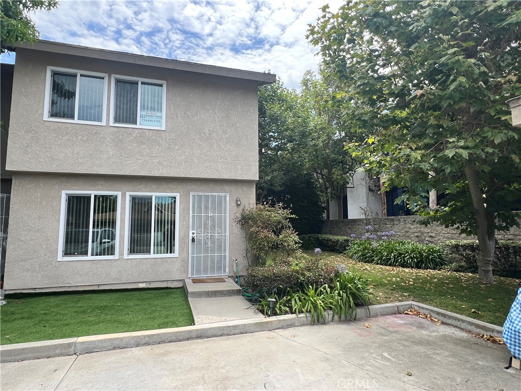 221 1/2 Avocado Street, #D, Costa Mesa, CA 92627