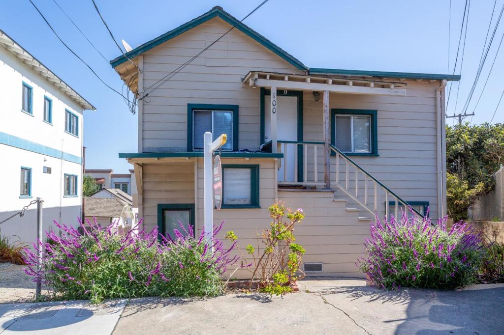 100 Hawthorne Street, Monterey, CA 93940