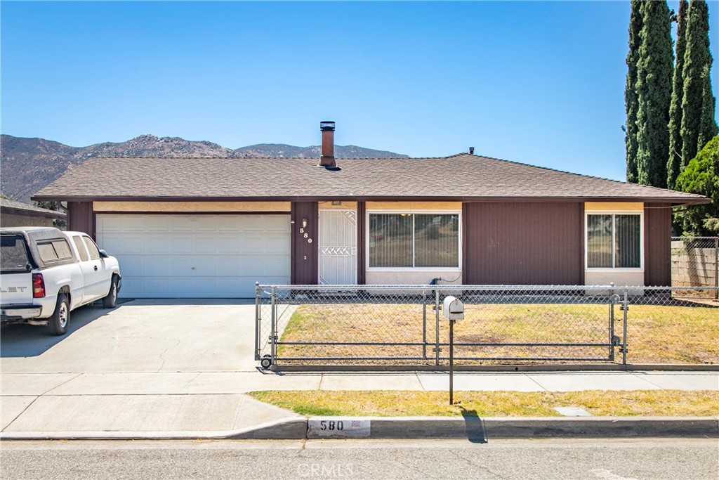 580 W Barbour Street, Banning, CA 92220