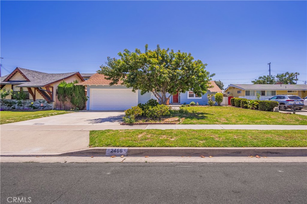 2466 W Harriet Lane, Anaheim, CA 92804