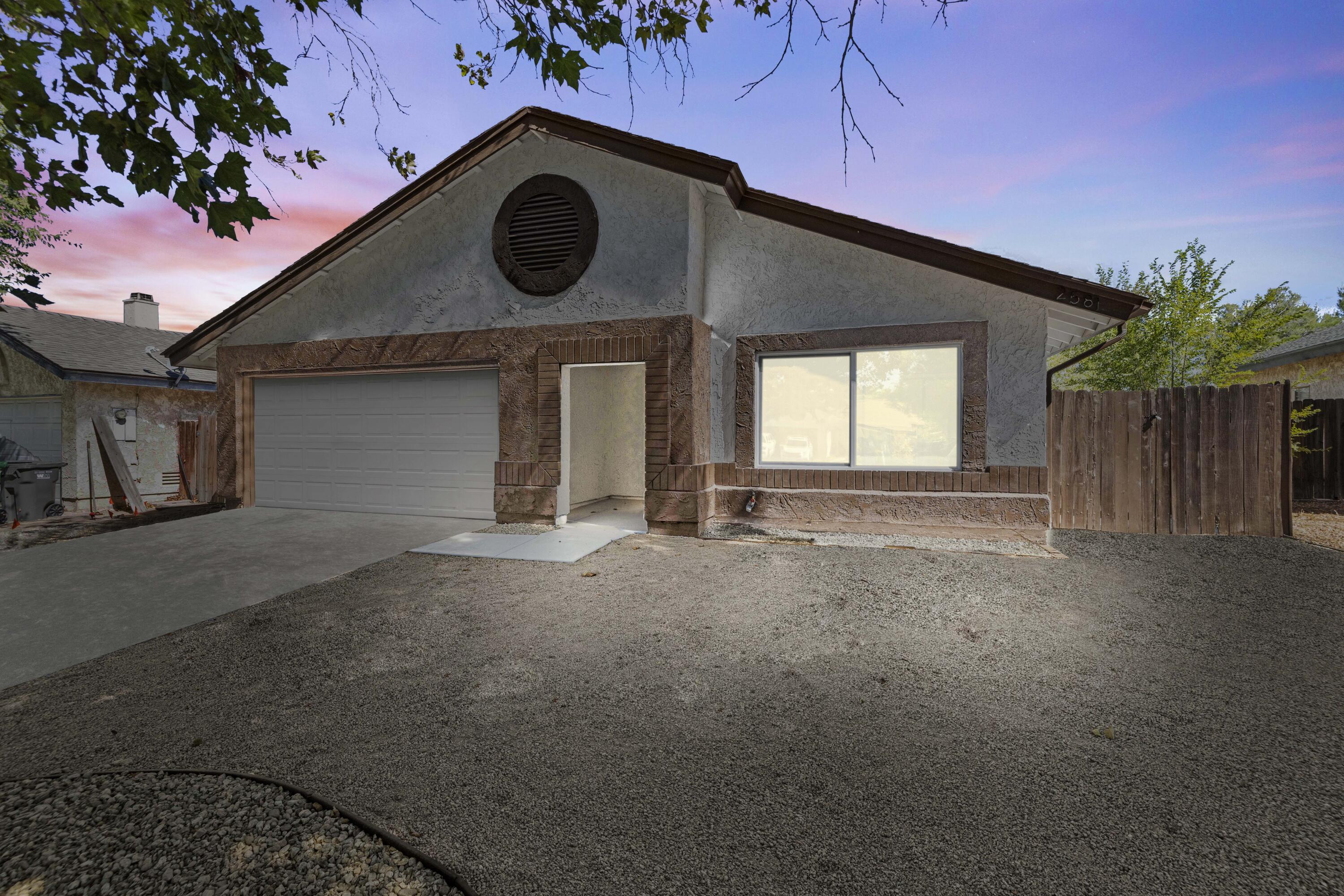 2581 Bottle Tree Drive, Palmdale, CA 93550