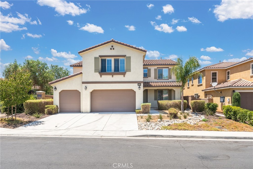 36694 Hermosa Dr, Lake Elsinore, CA 92532