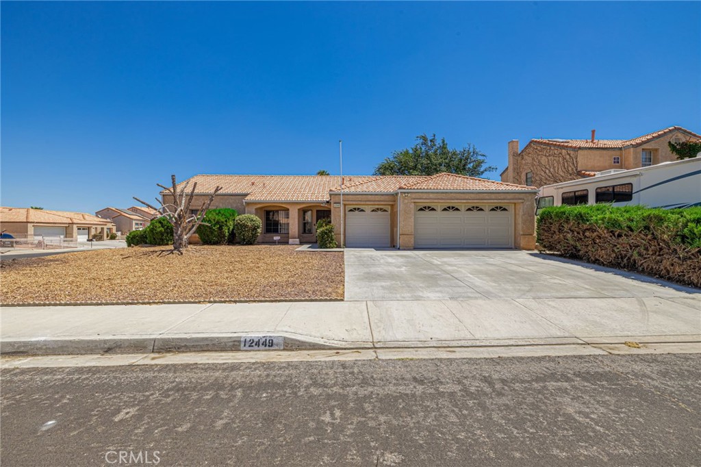 12449 Stillwater Drive, Victorville, CA 92395