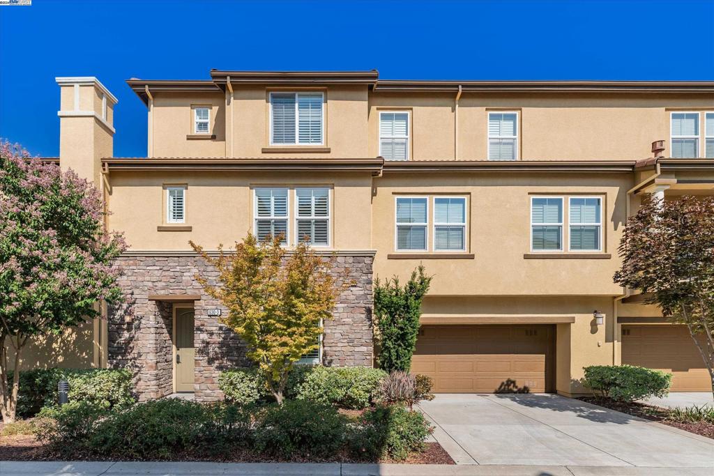 630 Selby Ln , #3, Livermore, CA 94551