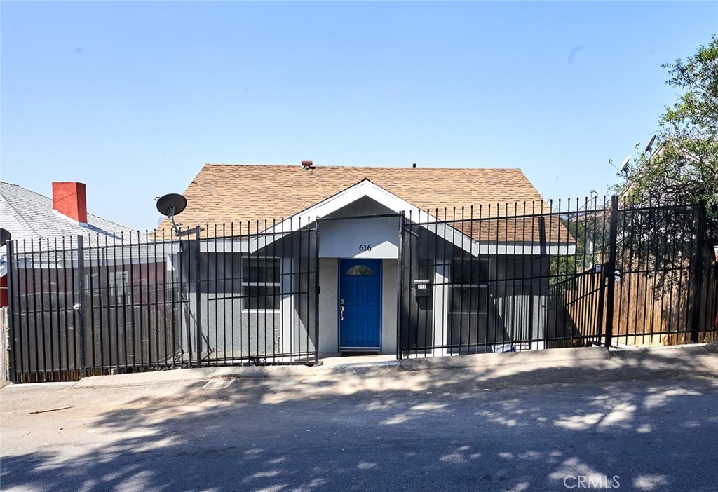 616 Park Row Drive, Silver Lake, CA 90012