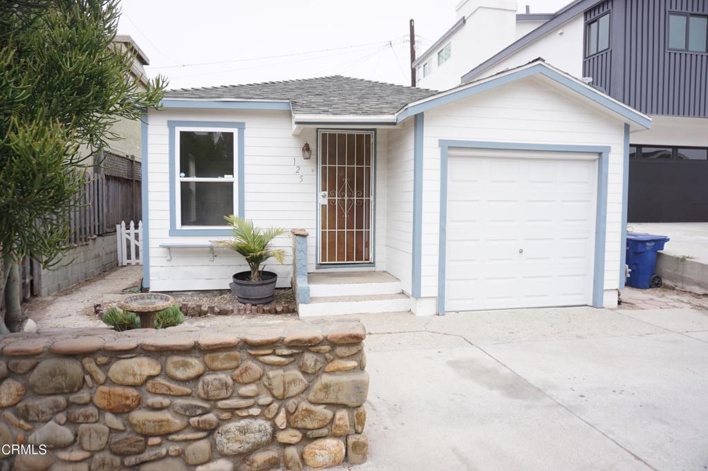 125 Santa Paula Avenue, Oxnard, CA 93035