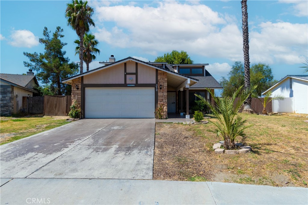 370 Westminister Drive, San Jacinto, CA 92583