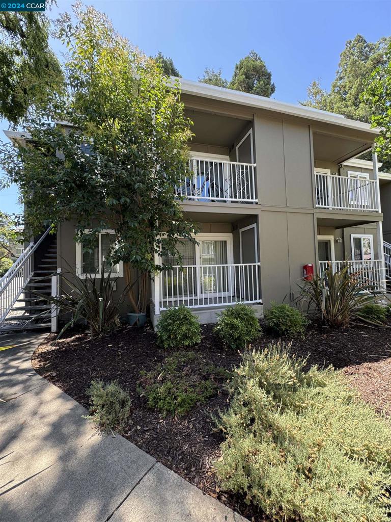 1578 Sunnyvale Ave, Walnut Creek, CA 94597