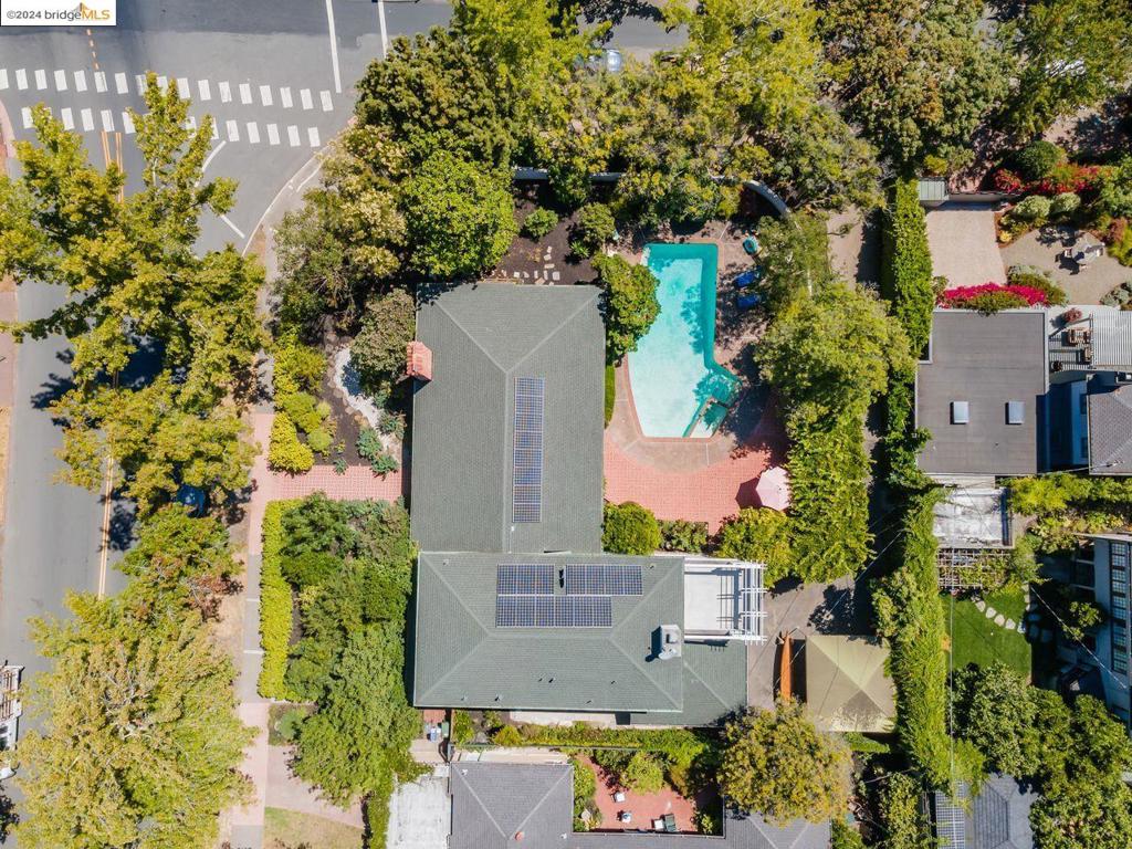 2744 Belrose, Berkeley, CA 94705-1406