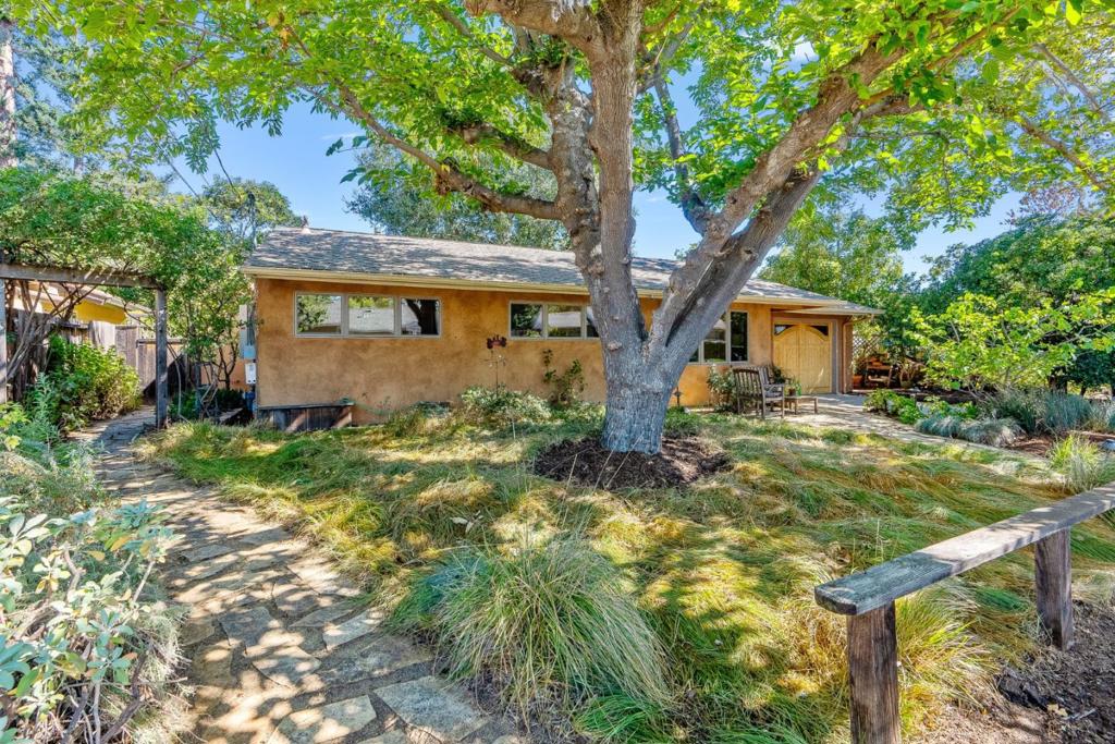 2136 Creeden Way, Mountain View, CA 94040