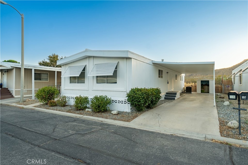 20683 Waalew Road, #16, Apple Valley, CA 92307