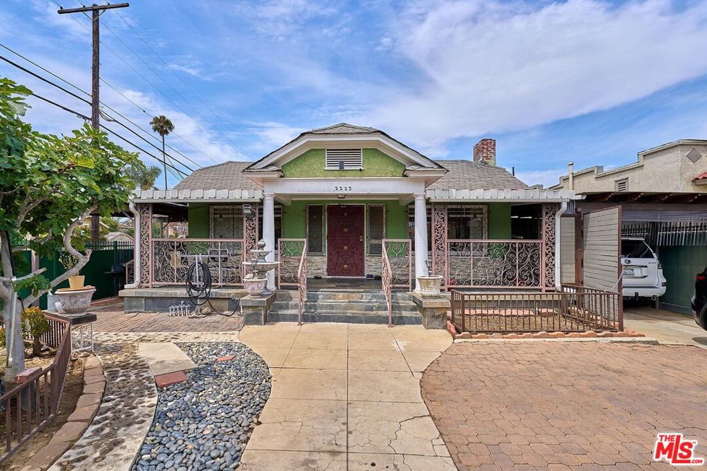 2223 9Th Avenue, Los Angeles, CA 90018