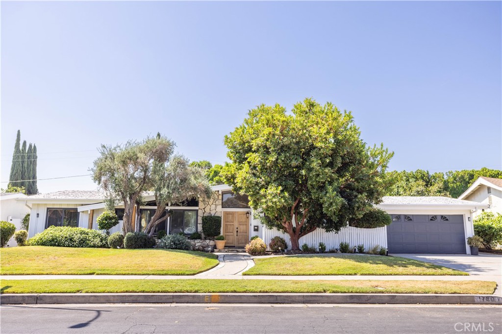 17800 San Jose Street, Granada Hills, CA 91344