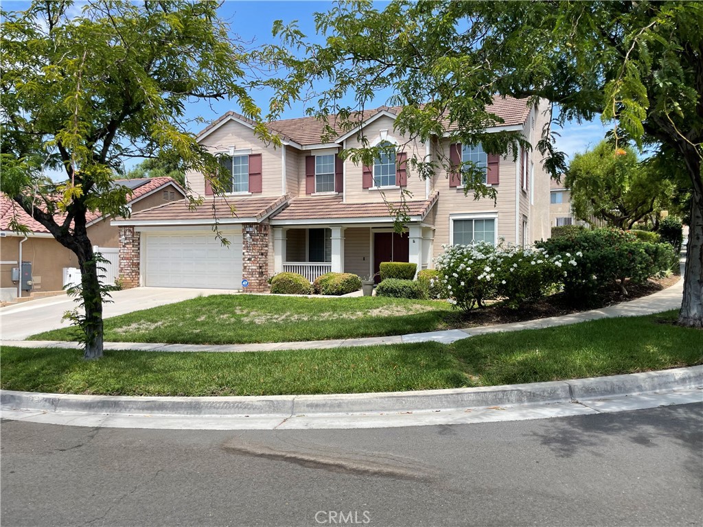 737 Navarro Drive, Corona, CA 92879