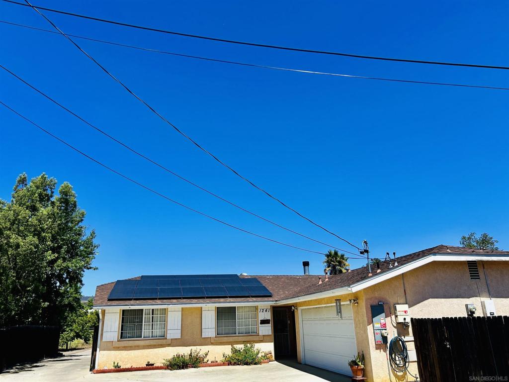 1241 H Street, Ramona, CA 92065