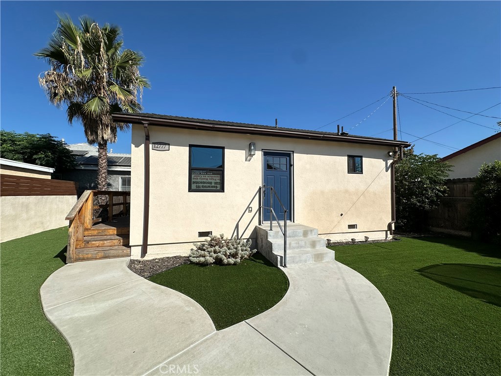 12777 Pierce Street, Pacoima, CA 91331