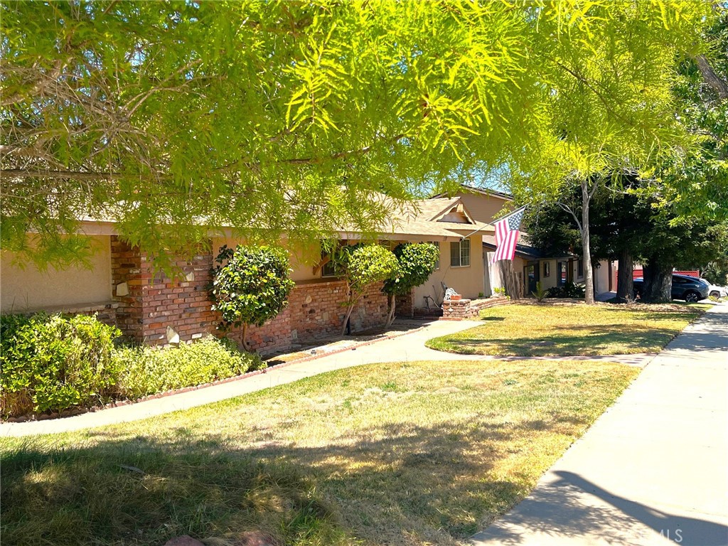 1398 Mira Flores Drive, Santa Maria, CA 93455