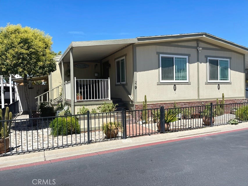 2330 East Avenue J8 , #9, Lancaster, CA 93535