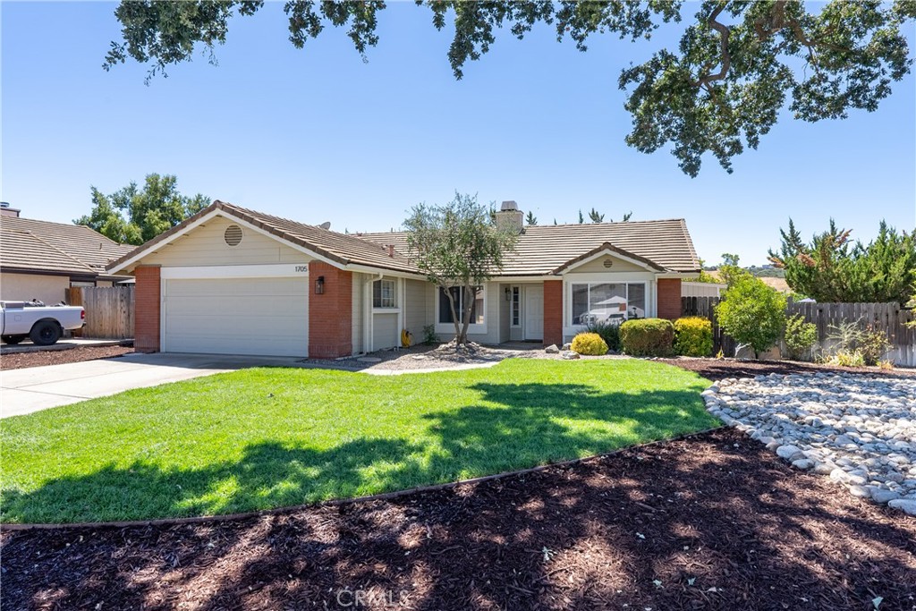 1705 Creeksand Lane, Paso Robles, CA 93446