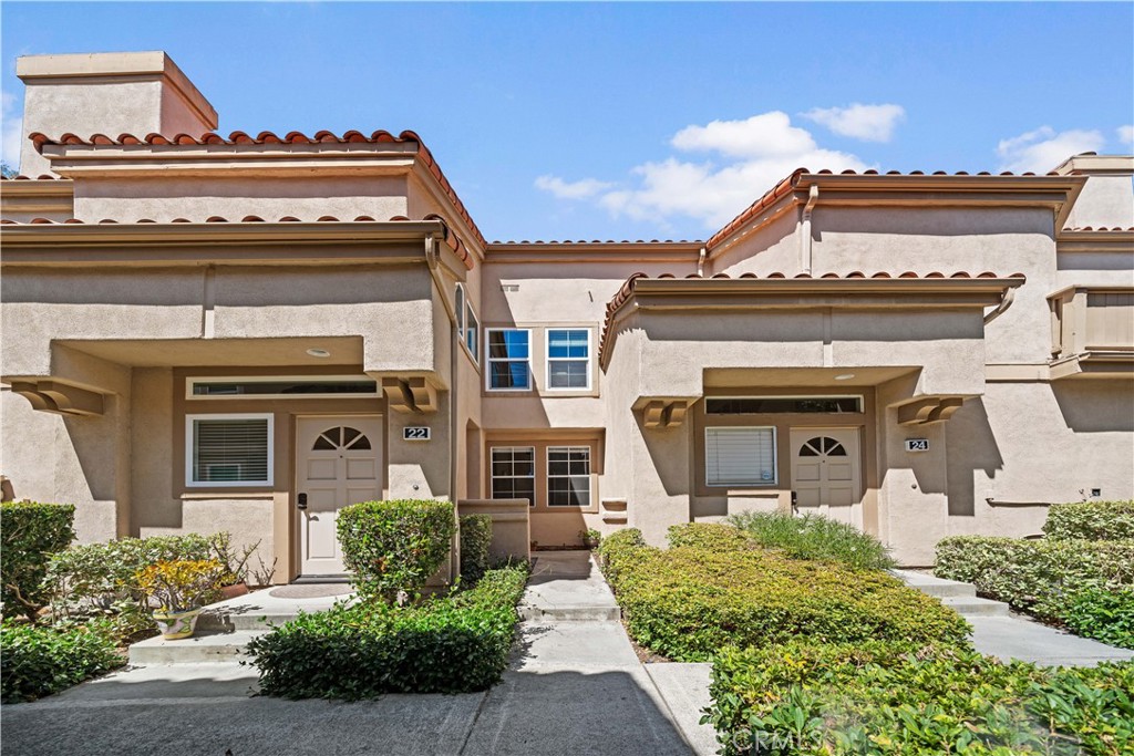 20 Magellan Aisle, Irvine, CA 92620